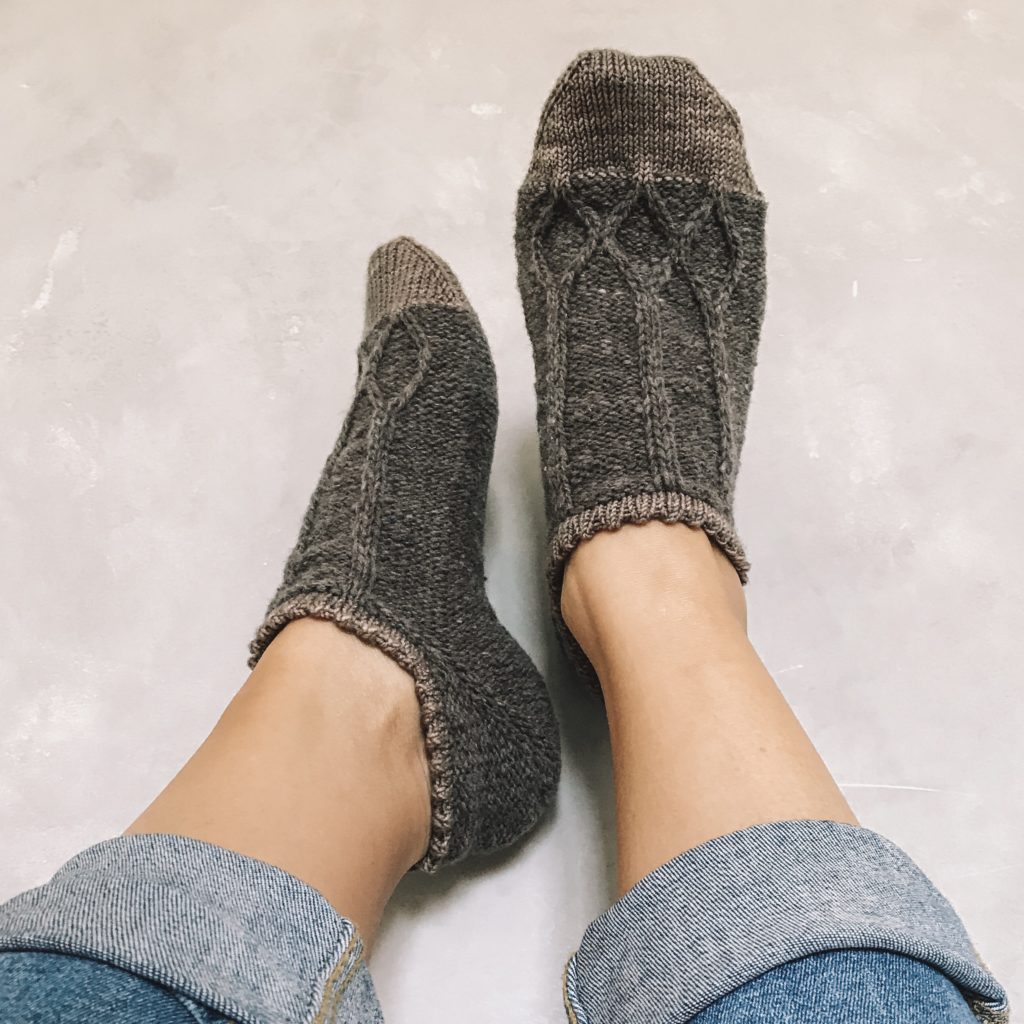 Knitting pattern socks